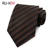 Rayas diagonales marrones