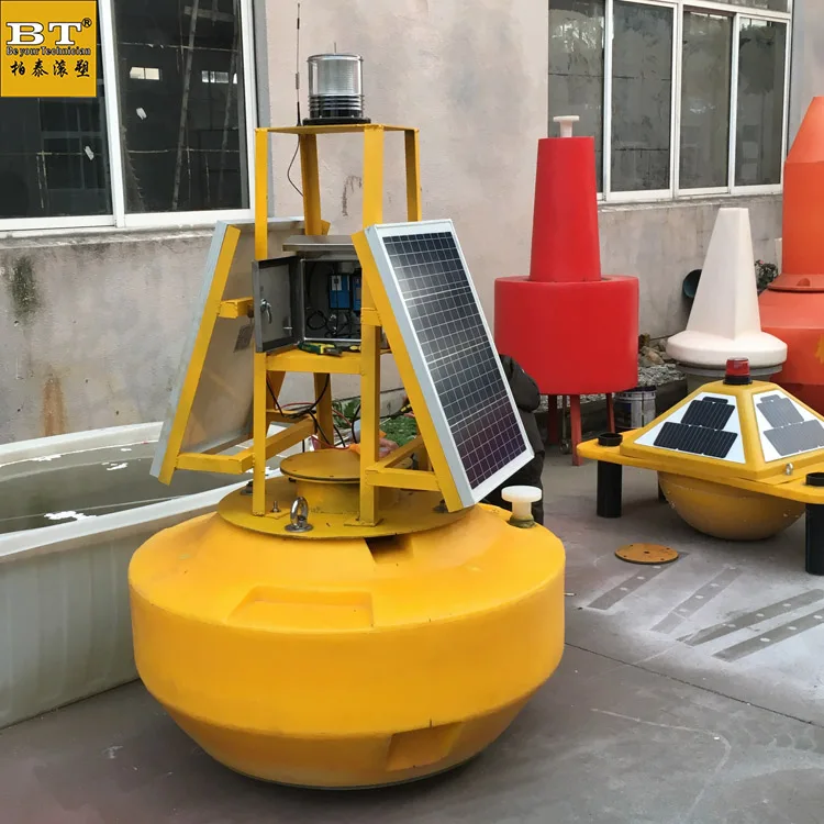 Aquaculture Monitoring Buoy for Analysing Water Quality