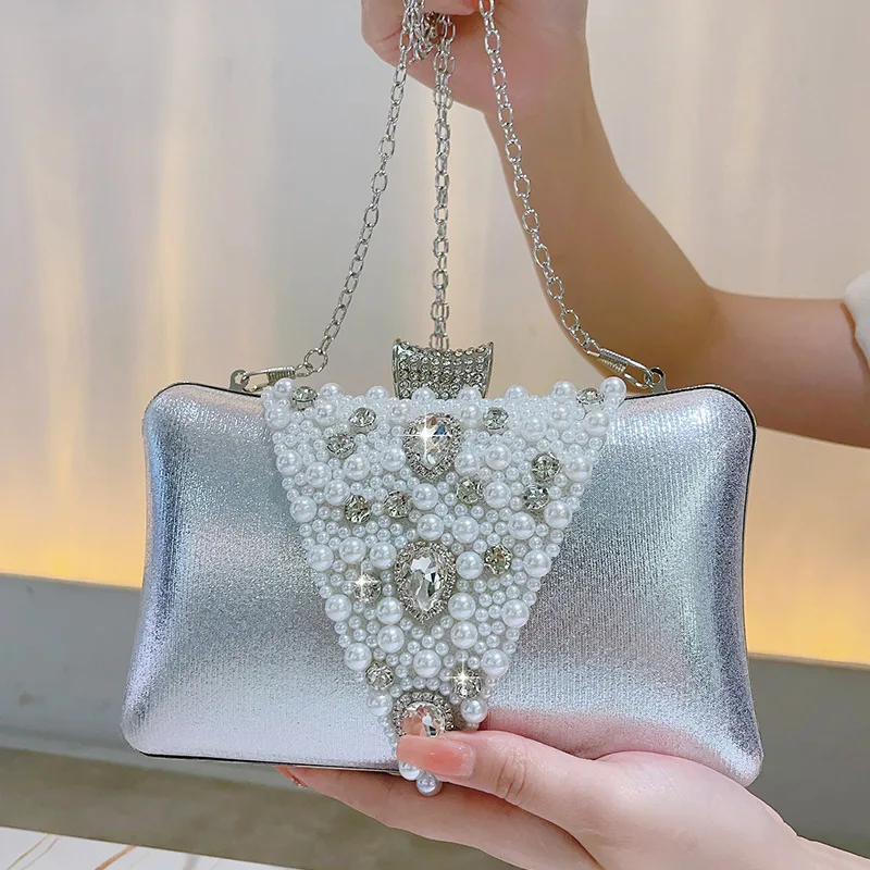 Versatile Dinner Bag Perfect for European American Women