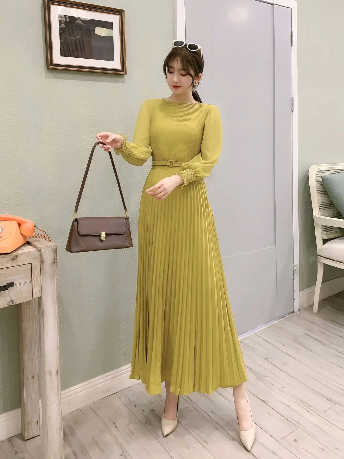 A406020 Business Casual Shirt Dress for Women Long Sleeves Pleated Midi Dresses with Belt