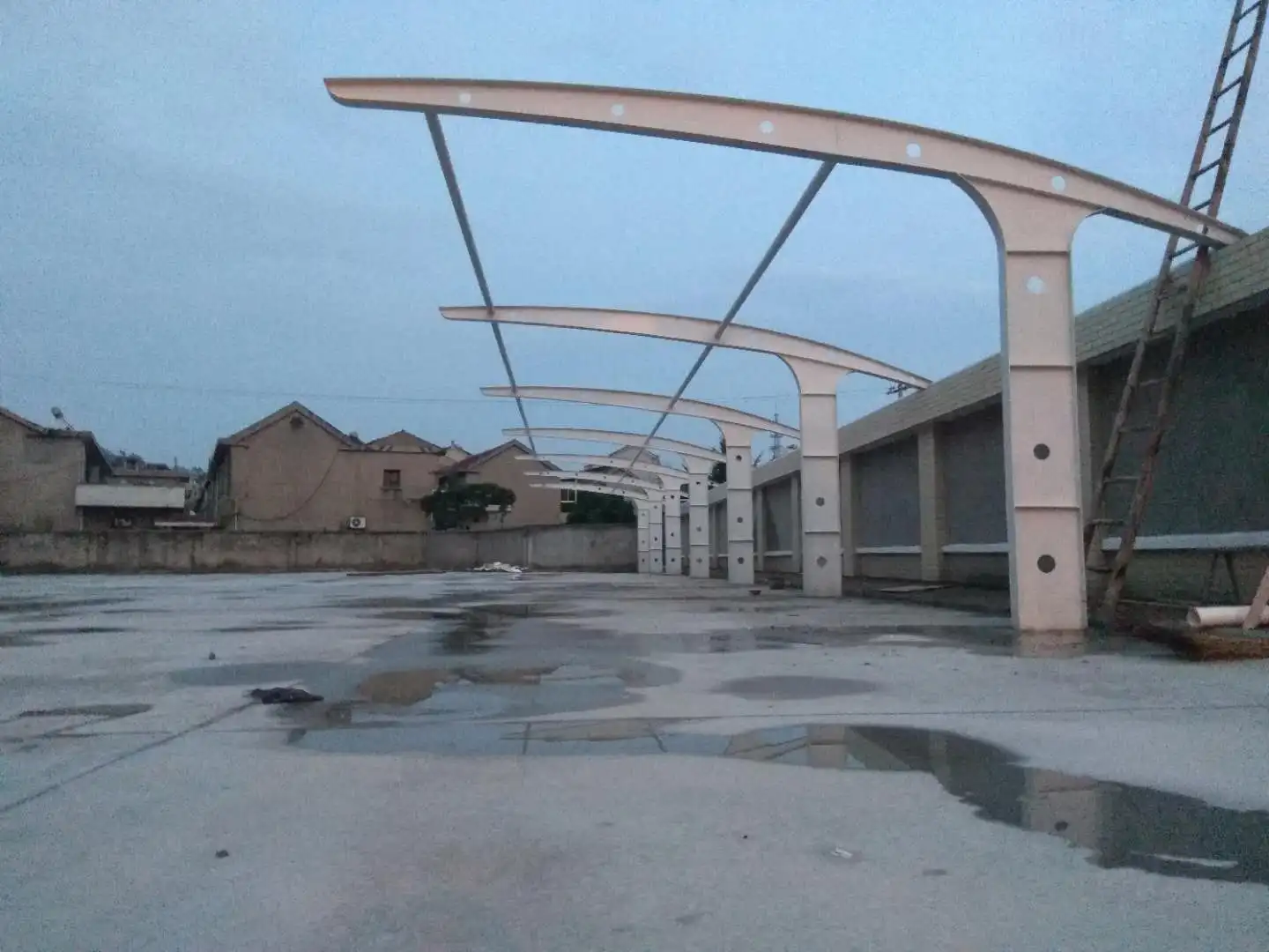 Push and Pull Easy Stretch Carpark Tent