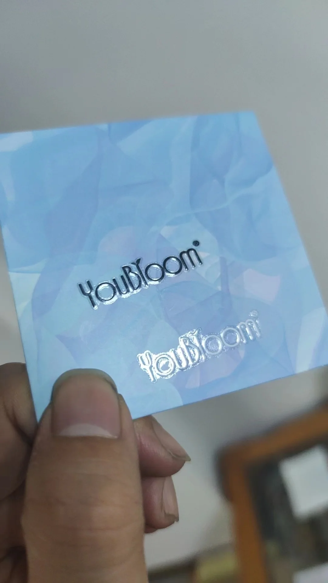 Custom Printed Adhesive Stickers OEM Vinyl  Labels Stickers With Printed Labels and Logo Stickers