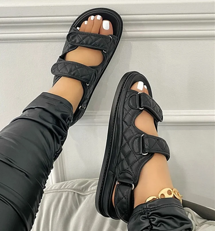 Женские босоножки на плоской подошве пляжные сандалии с открытым носком и двумя ремешками без застежек мягкой Новое поступление