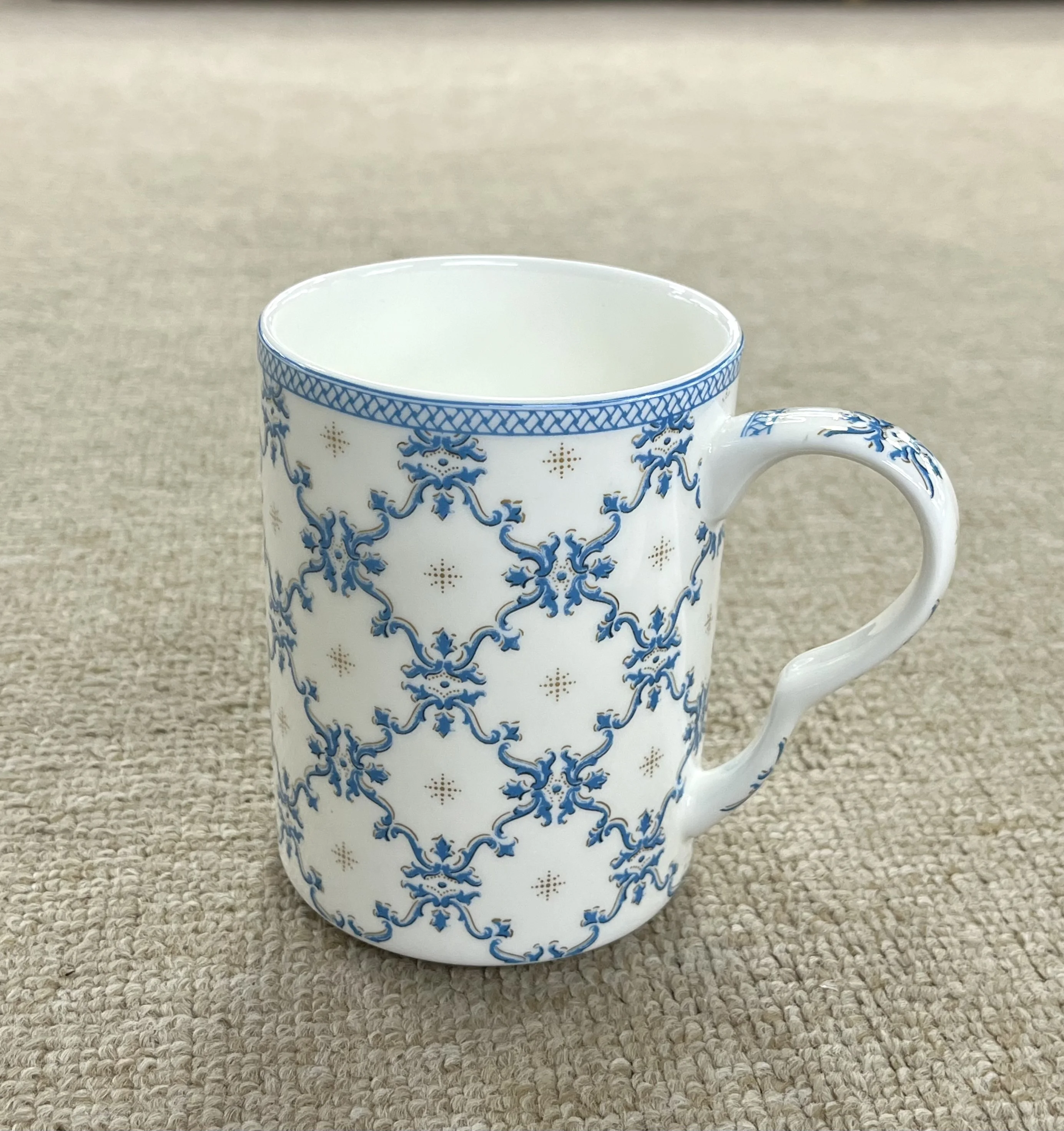 Ceramic Coffee Mug Travel Cup Porcelain Tall Tea Cup with Handle for Home & Office, Blue Pattern Art Latte Mug manufacture