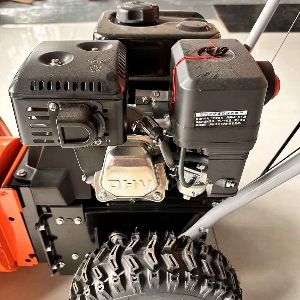 Test broyeur végétaux thermique 6, 5 HP 212 cc : efficacité et performance