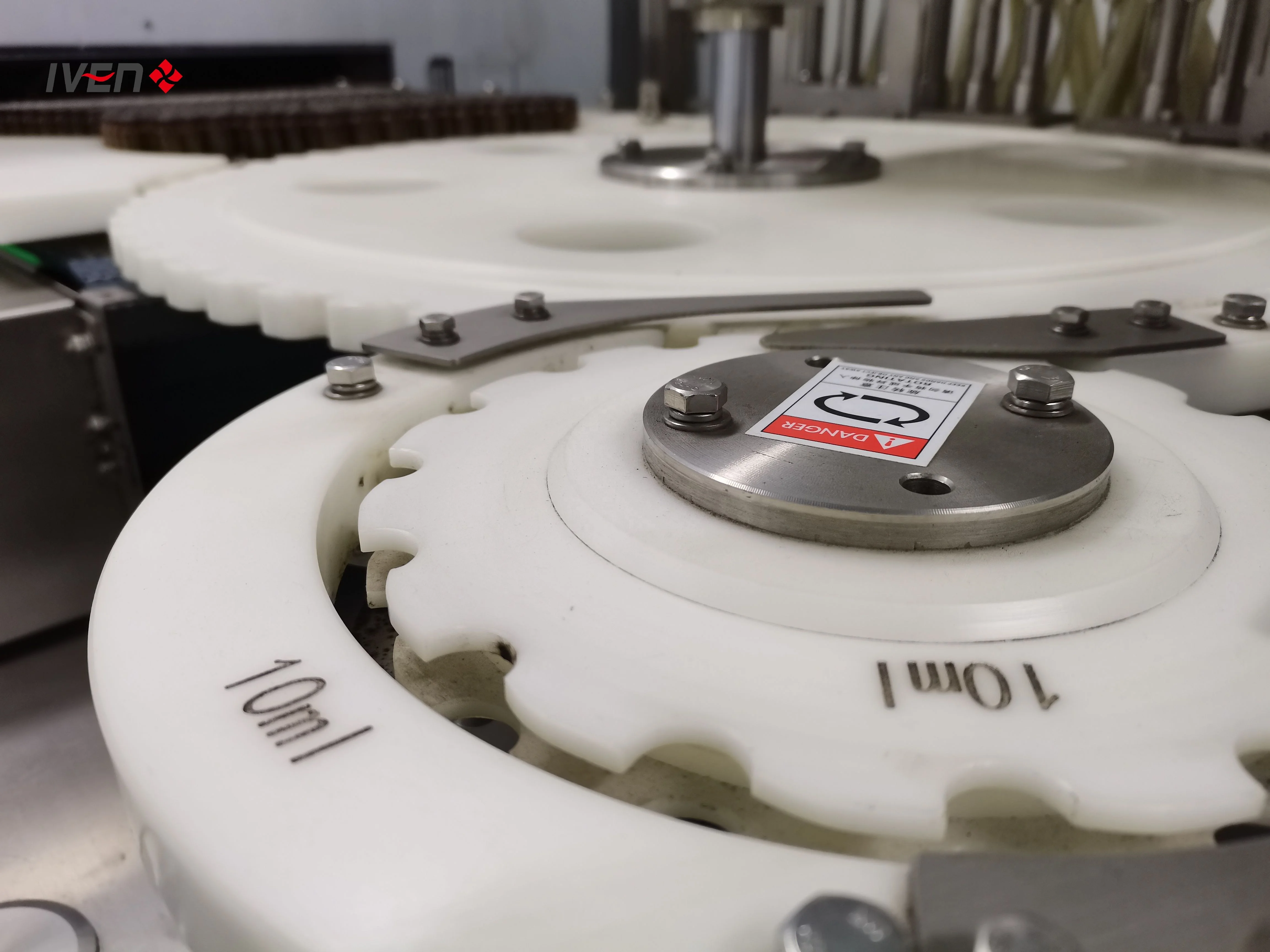 Continuous Flow Syrup Filling And Sealing Machine High-Precision Liquid Glucose Measurement And Dispenser