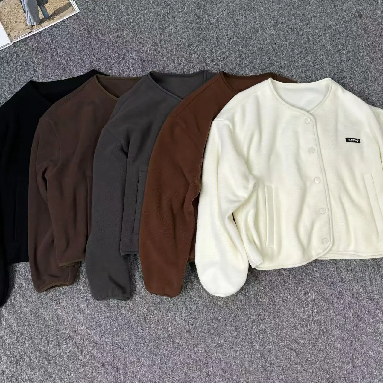 Five color chest with label, single breasted, fashionable and versatile, thick long sleeved jacket, top, women
