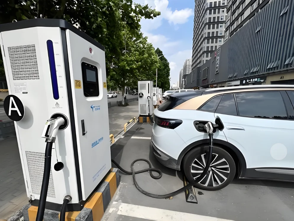 مبيعات المصنع مباشرة شحن كابل كومة yjv النحاس النقي الأساسية 3 core 4 6 10 square 7KW مركبات كهربائية تعمل بالطاقة الجديدة مخصصة