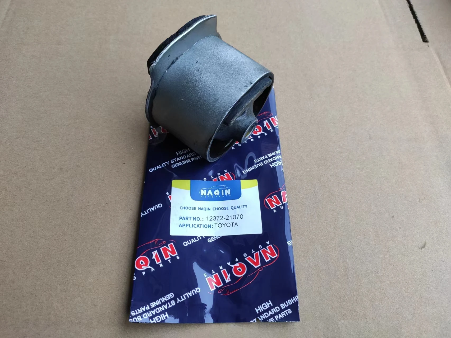 Toyota Suspension Bushing OEM 48780-06040 - Durable & High