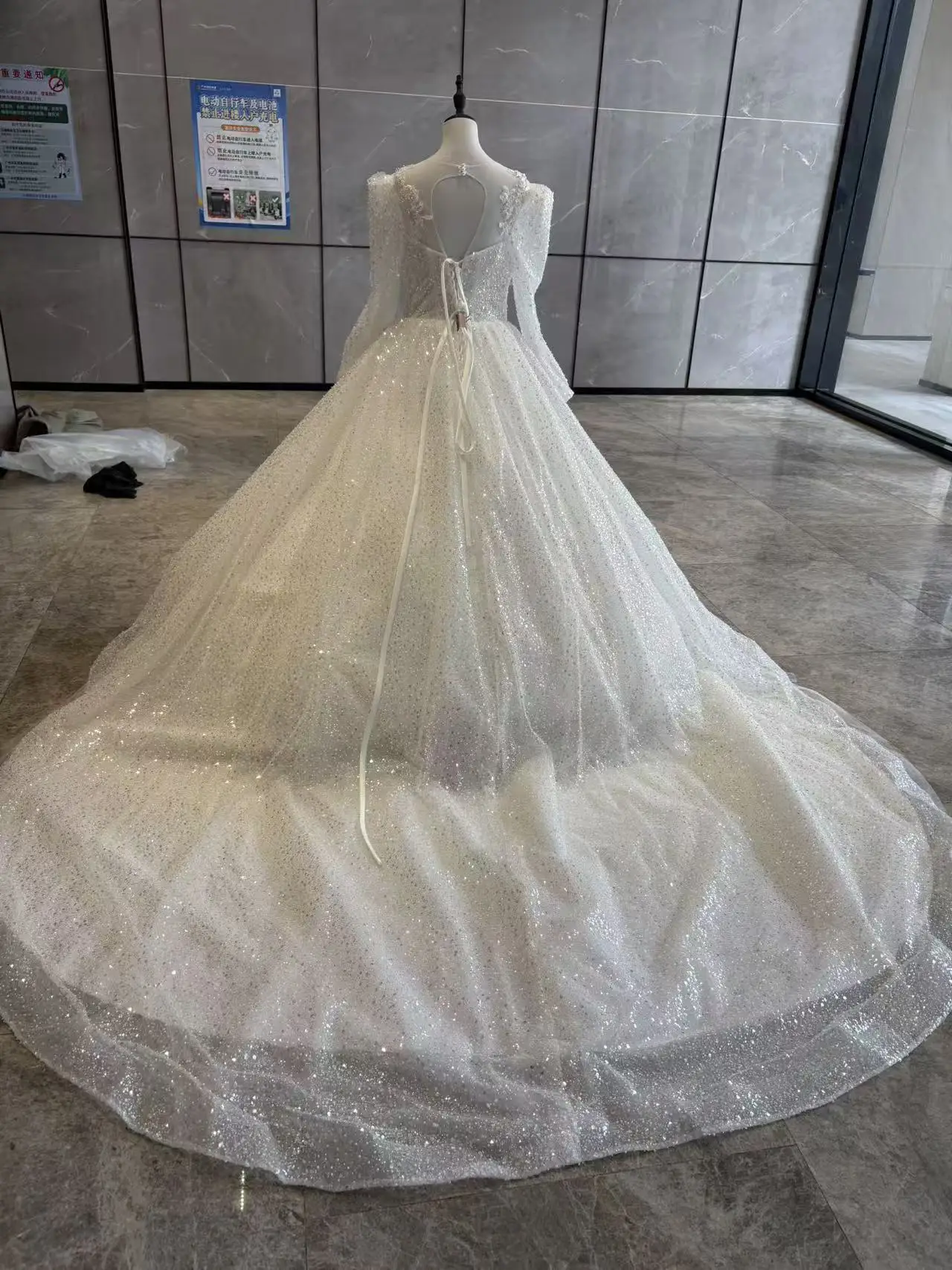 white christmas dresses Blue Tiered Ruffled Vintage Princess Dress Puffed Sleeve Satin Lace Quinceanera Dresses 25039 Custom Colors / US16