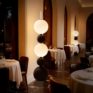 Standing Lamp Spherical Design Floor Lamp Standing Modern Black and White Simple and Elegant European Retro Style Floor Lamp