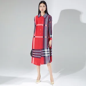Mature Women's Miyake Pleated Dress Vintage Print and Stripes Loose Fit Plus Size Mom Dress With Single-Breasted Closure