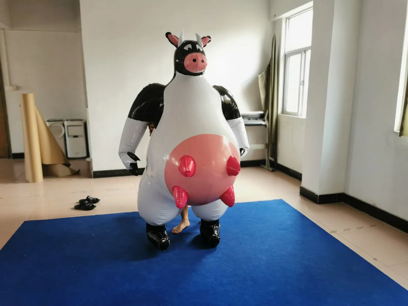 BeiLe Customized New Large Cow PVC Inflatable Suit for Sales