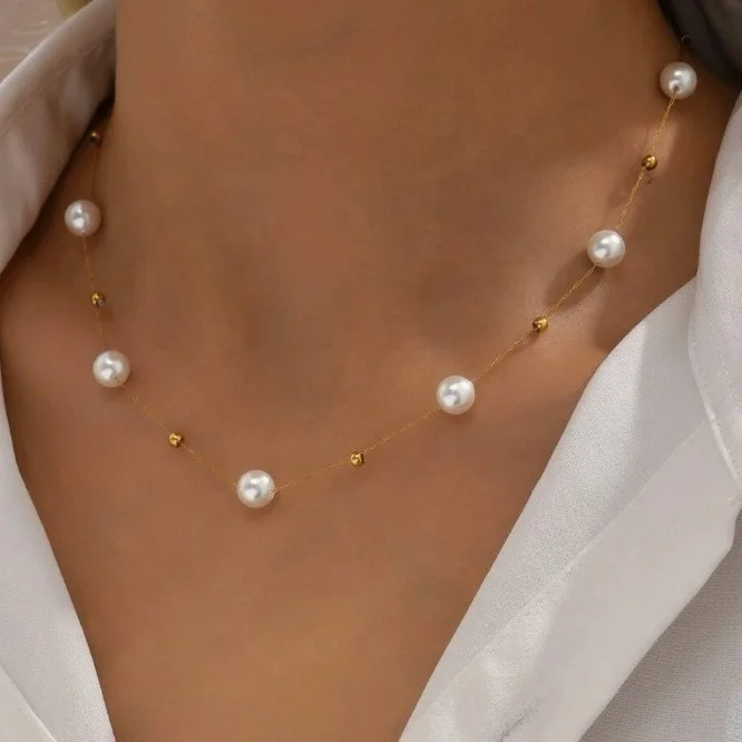 Classic White Natural Pearl Necklace Gold Round Beard Necklace for