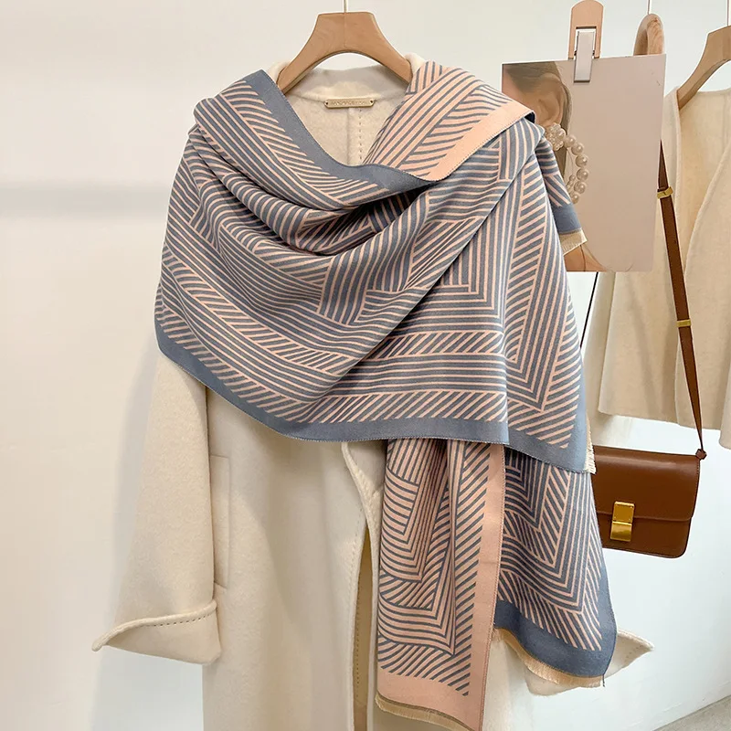 Newest Arrival 2023 Autumn Warm Soft Cashmere Feelings Pashmina Shawls Fashion Shred Stripe Pattern Winter Cashmere Scarf Women