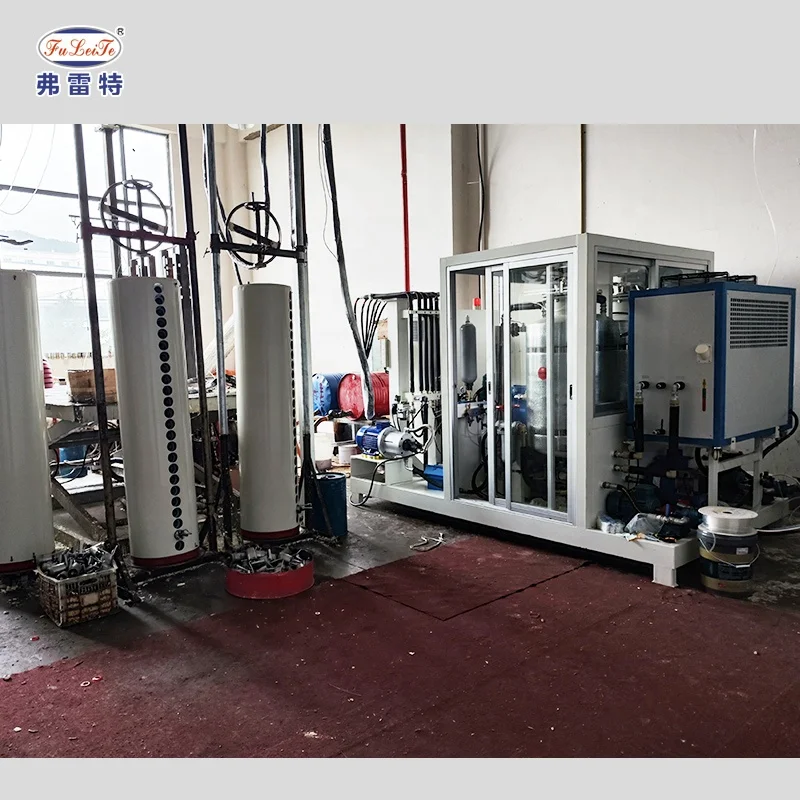 Turkey Solar Insulation Layer Cyclopentane Polyurethane Foaming Inject Machine PU Foaming Equipment for Water Heater