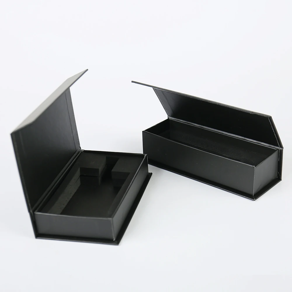 Op maat gemaakte magnetische parfumcadeauboxen met reliëfgedrukt logo op kunstpapier en kartonnen verpakking voor duurzame golfkarton cadeauverpakking