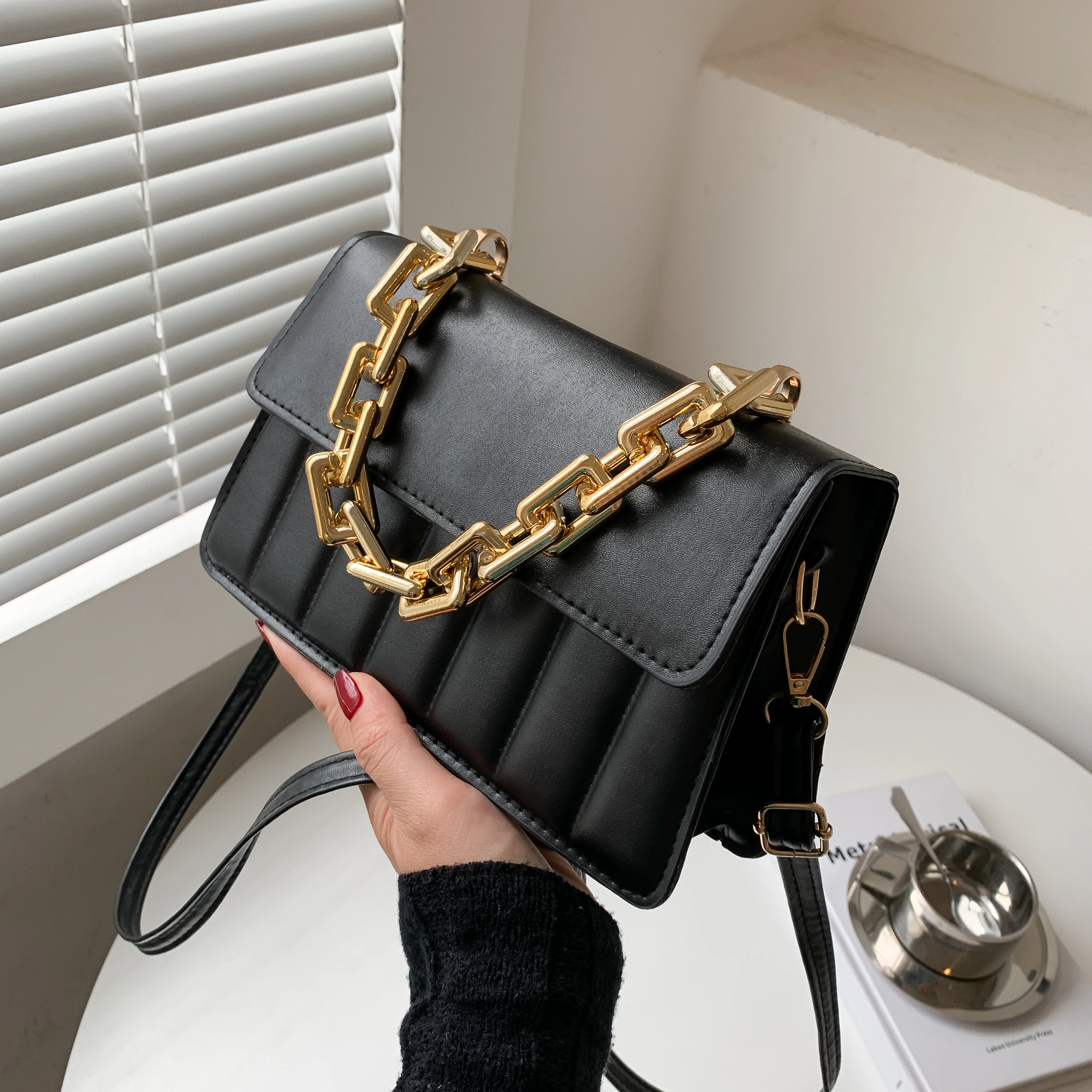 Cheap Latest Designer Ladies Purse, Clutches, Handbags, Sling Bags at  Lowest Prices - Bags Boutique - YouTube | Handbag manufacturers, Wholesale  bags, Latest bags