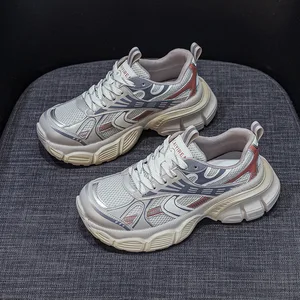 Spot Wholesale Autumn New Thick Sole ultra Light Rubber Foam Sole Running Casual Fashion Women's Shoes Custom Design