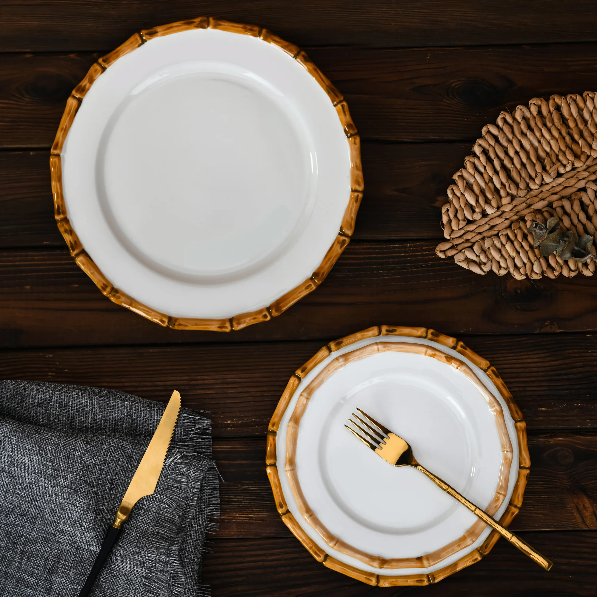 Bambus-Kanten Geprgte Retro-Stil Keramik-Essteller Weie  Porzellan-Hochzeits-Teller- und Schssel-Sets Vegetarisches Geschirr-Set