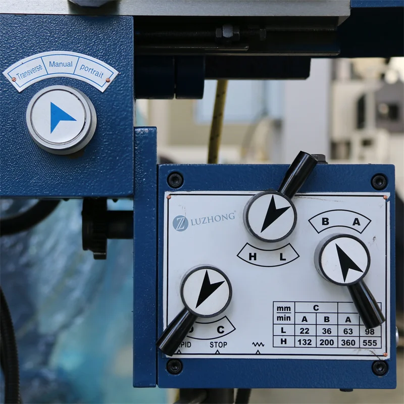 Üniversal freze makinesi X6332C yatay ve dikey taret öğütme