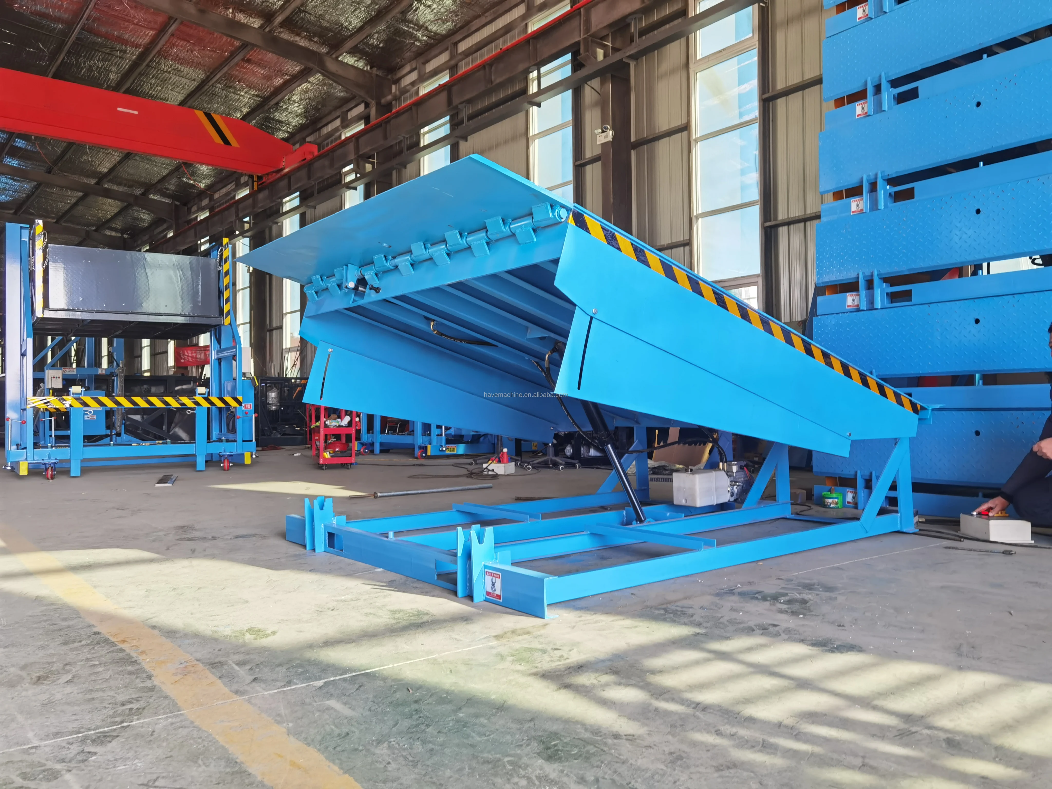 Fixed Boarding Bridge Loading Auxiliary Ramp Hydraulic Boarding Bridge ...