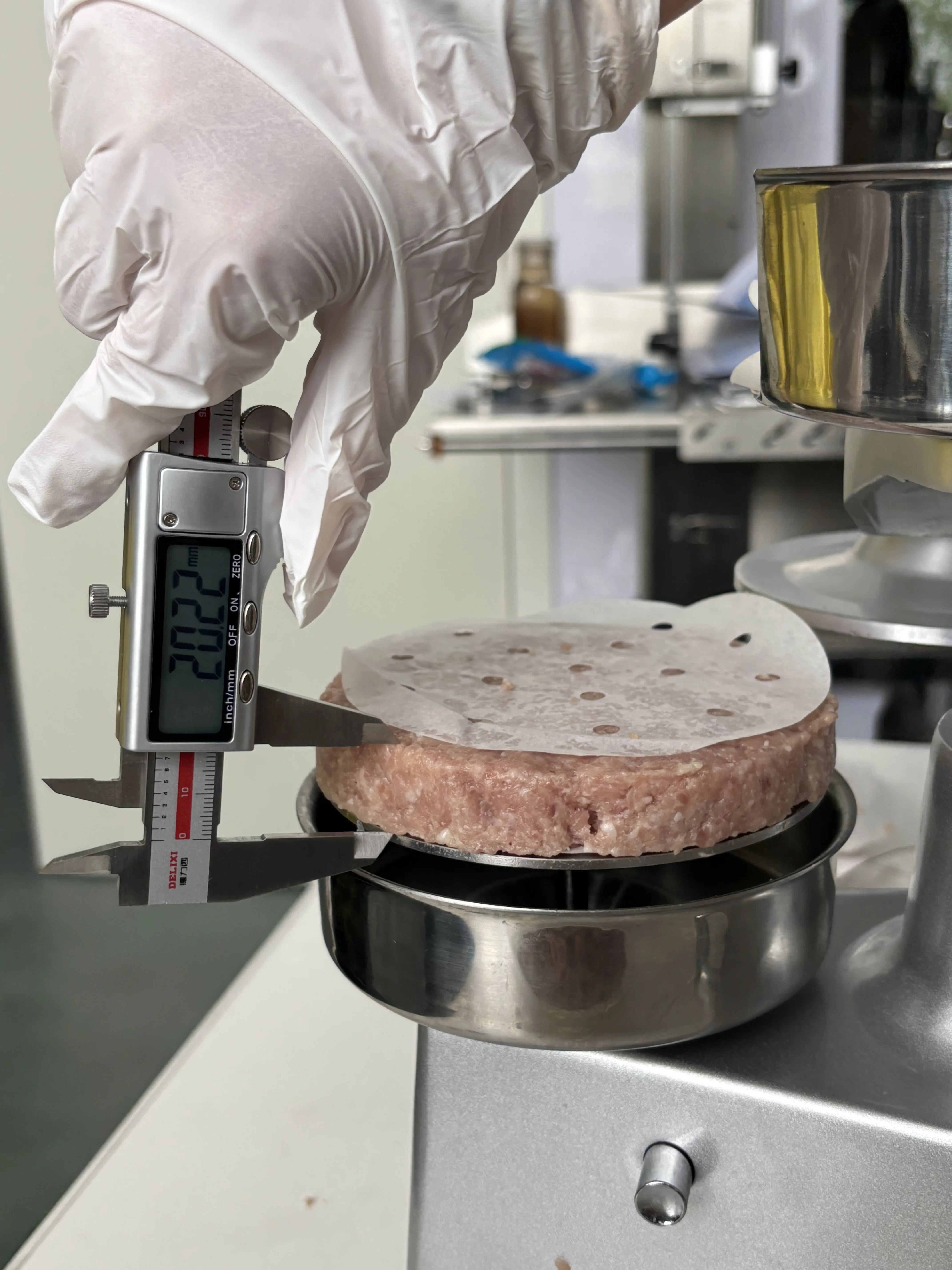 product jkh 130 hot sale meat pie molding machine meat chicken nuggets machine hamburger patty maker chicken nuggets-4