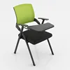 Respaldo verde con tablero para escribir.