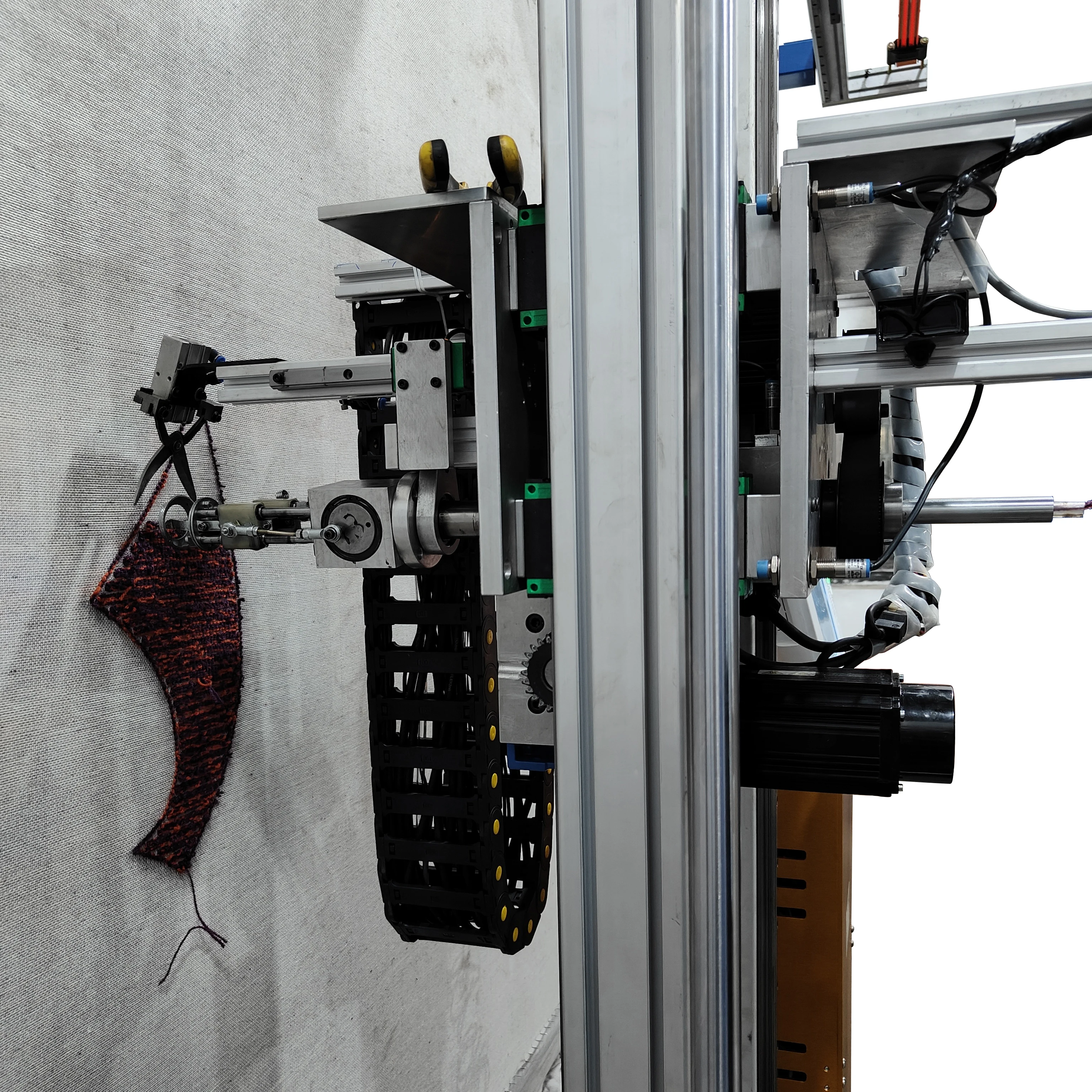 Professional CNC Automatic Carpet Making Rug Tufting Machine Robot