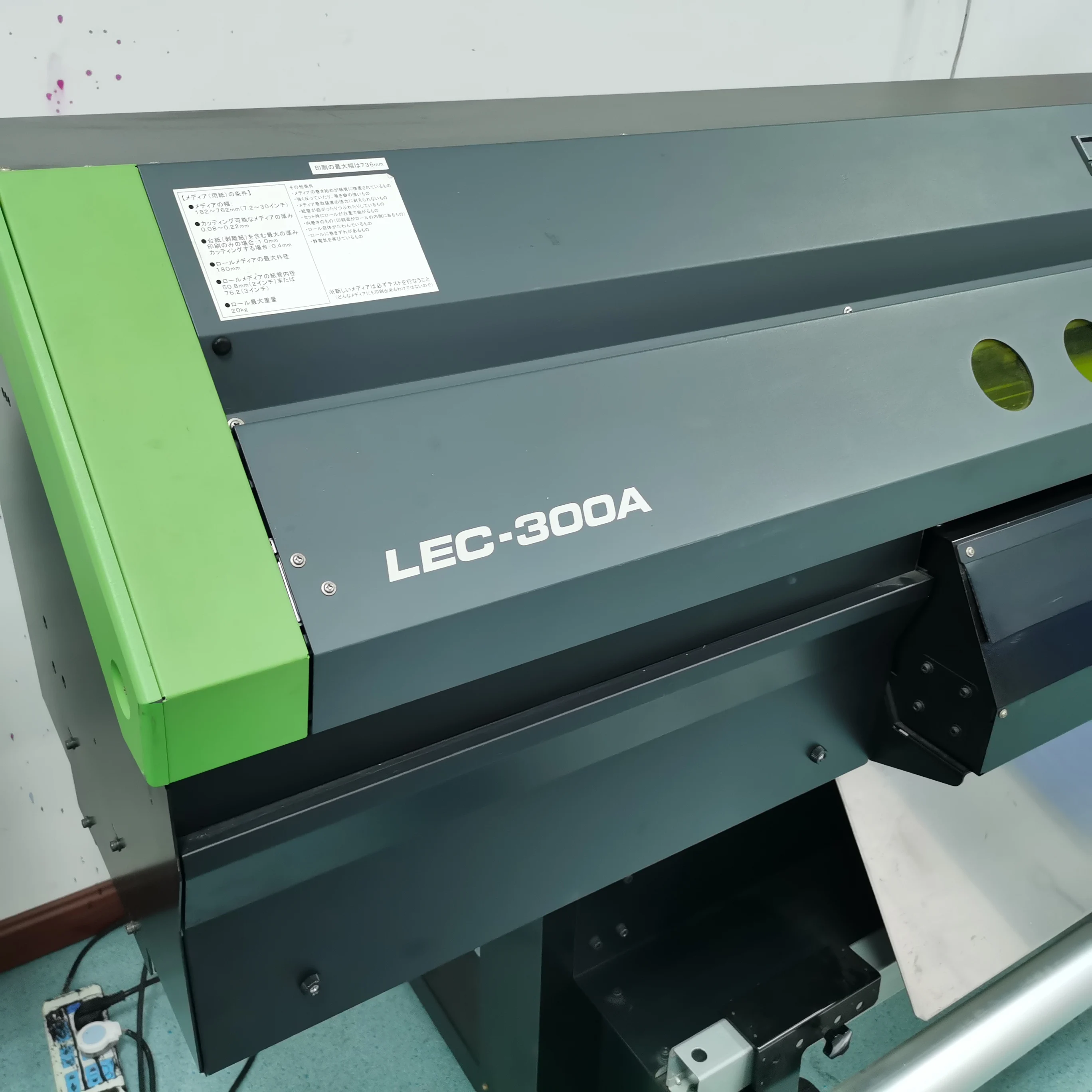 4 Colors Used Roland Projetor Printer Versa Uv LEC-300A/LEC300 Printer/Cutter Plotter for Manufacturing Plant
