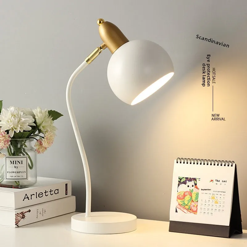 Nordisk minimalistsk LED-skärmlampa med ögonskydd, speciellt avsedd för studenter, dimmerbar nattdukslampa med 2 års garanti, design i järnkonst