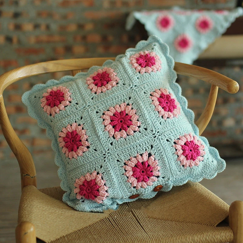 Aoyatex manufacturer customized decor hand-knitted pillowcase luxury floral crochet sofa pillow and cushion cover