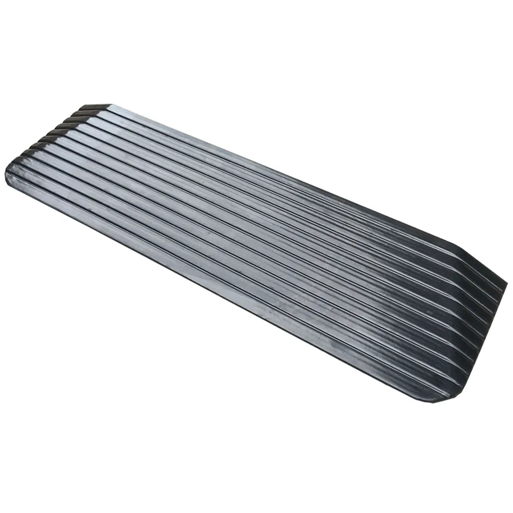 Solid Rubber 2.5'' Rise Wheelchair Threshold Door Ramp with Wing Edges Speed Bump Accessory manufacture