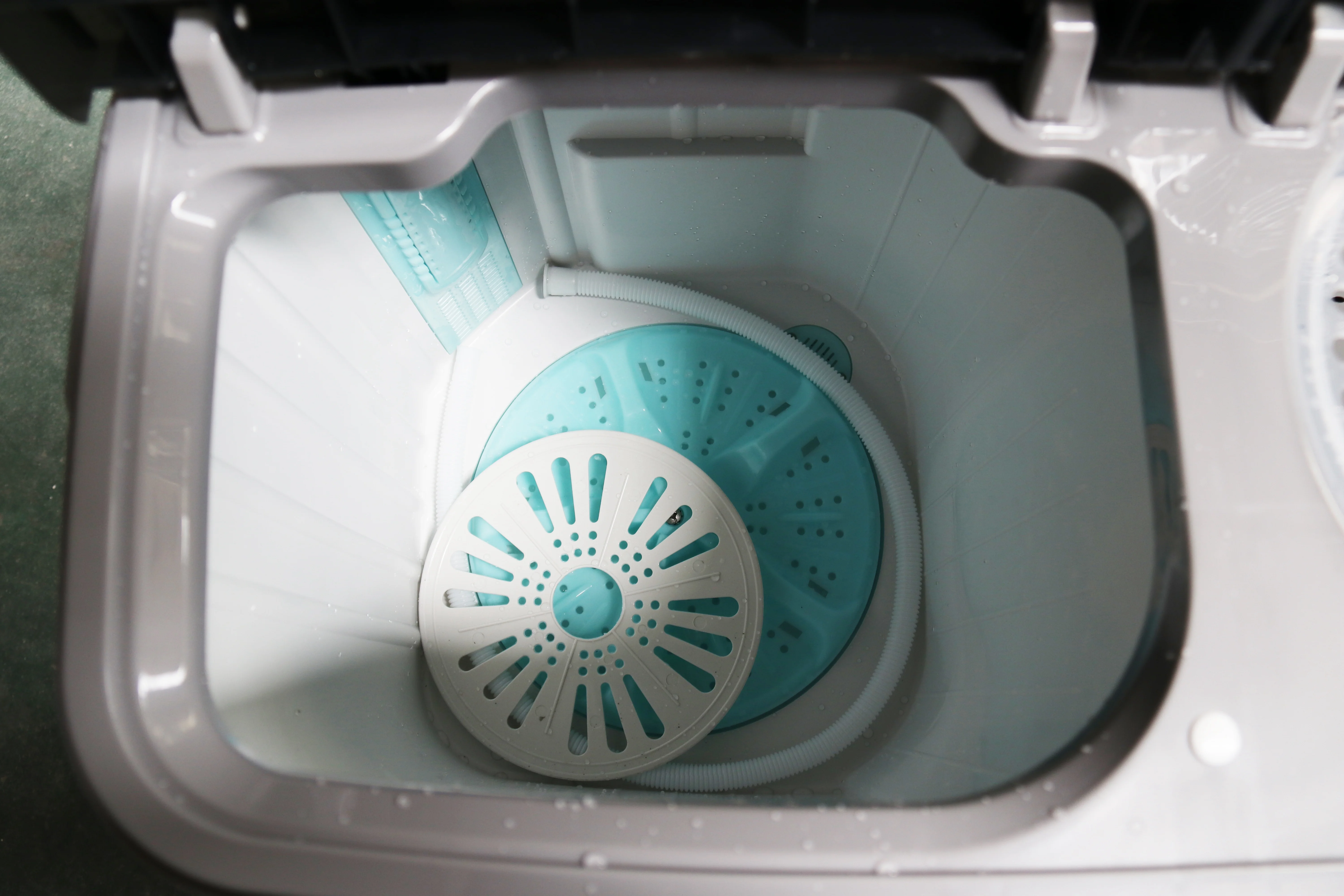 Electric 7kg Semi-Automatic Top-Loading Washer with English & German New Household & Hotel Use High-Efficiency Washing Machine