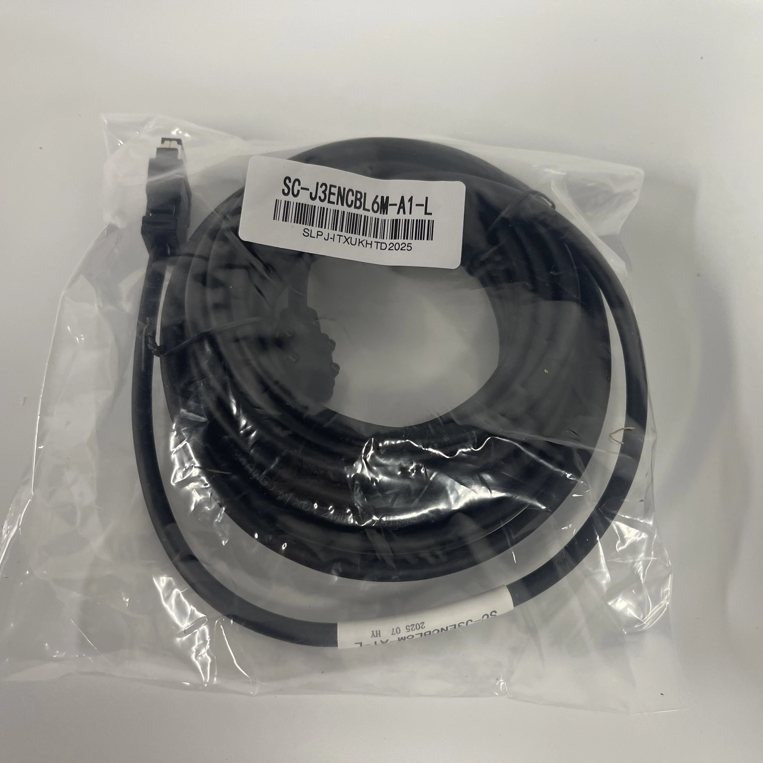 YASKAWA Servo Cable SC-J3ENSCBL6M-A1-L YASKAWA Servo Cable SC-J3ENSCBL6M-A1-L