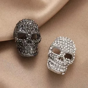 Statement Gold Plated Zinc Alloy Skull Brooch Crystal Rhinestone Hollow Head Men's Pin Suit Wedding Party Gift