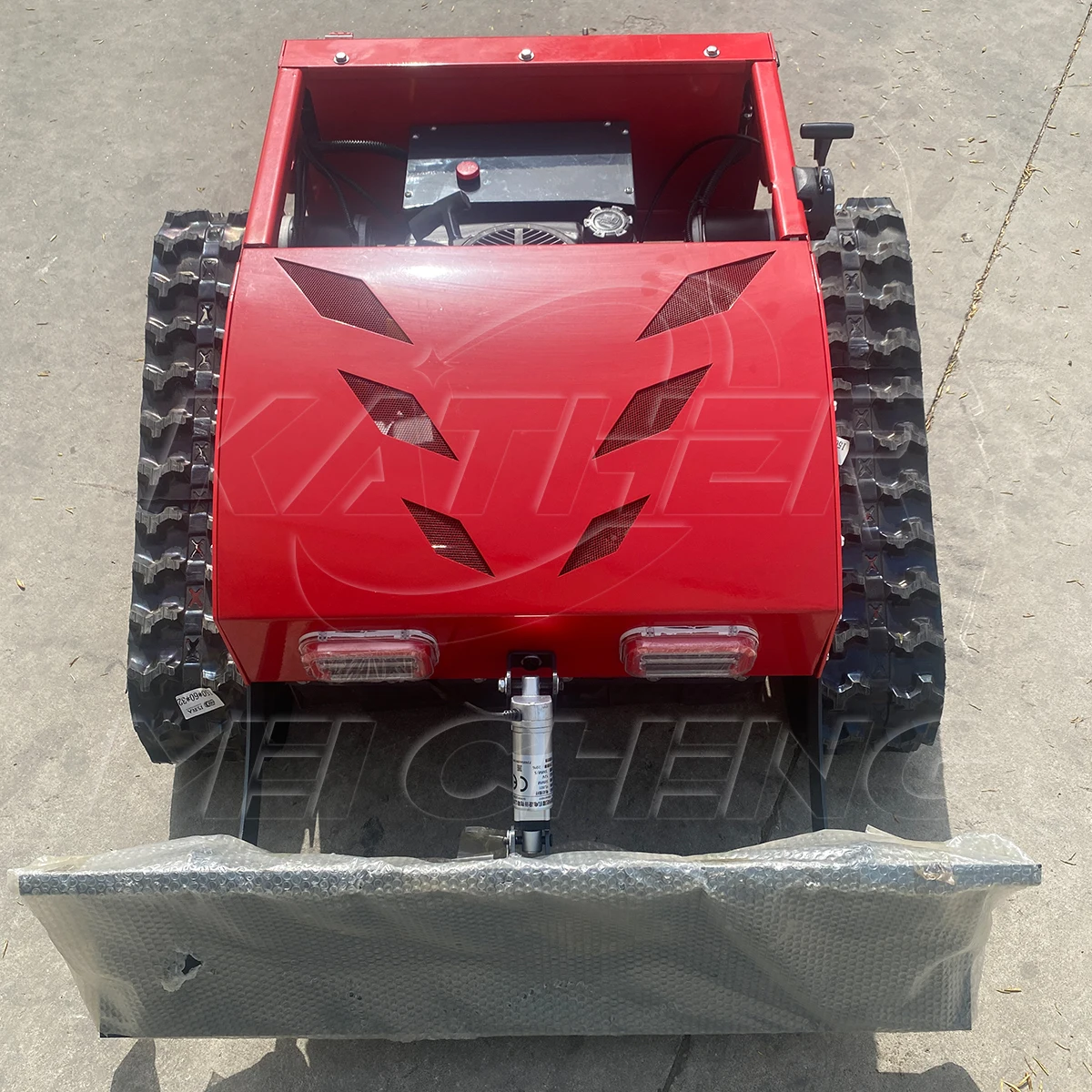 product loncin 196cc gasoline engine diy grade self propelled crawler lawn mower with remote control for orchard grass cutting-17