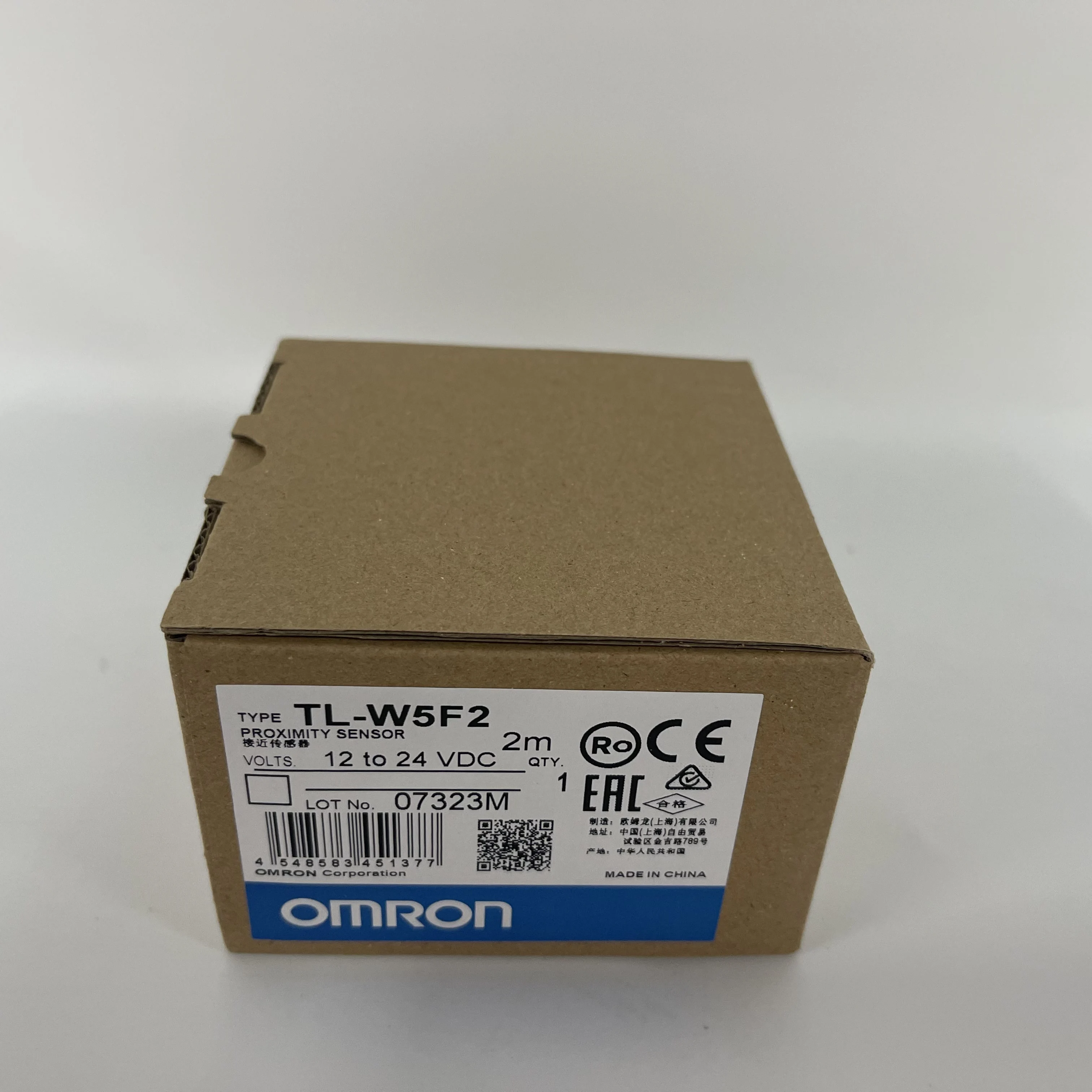 OMRON Proximity Sensor TL-W5F2