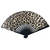 leopardo gris