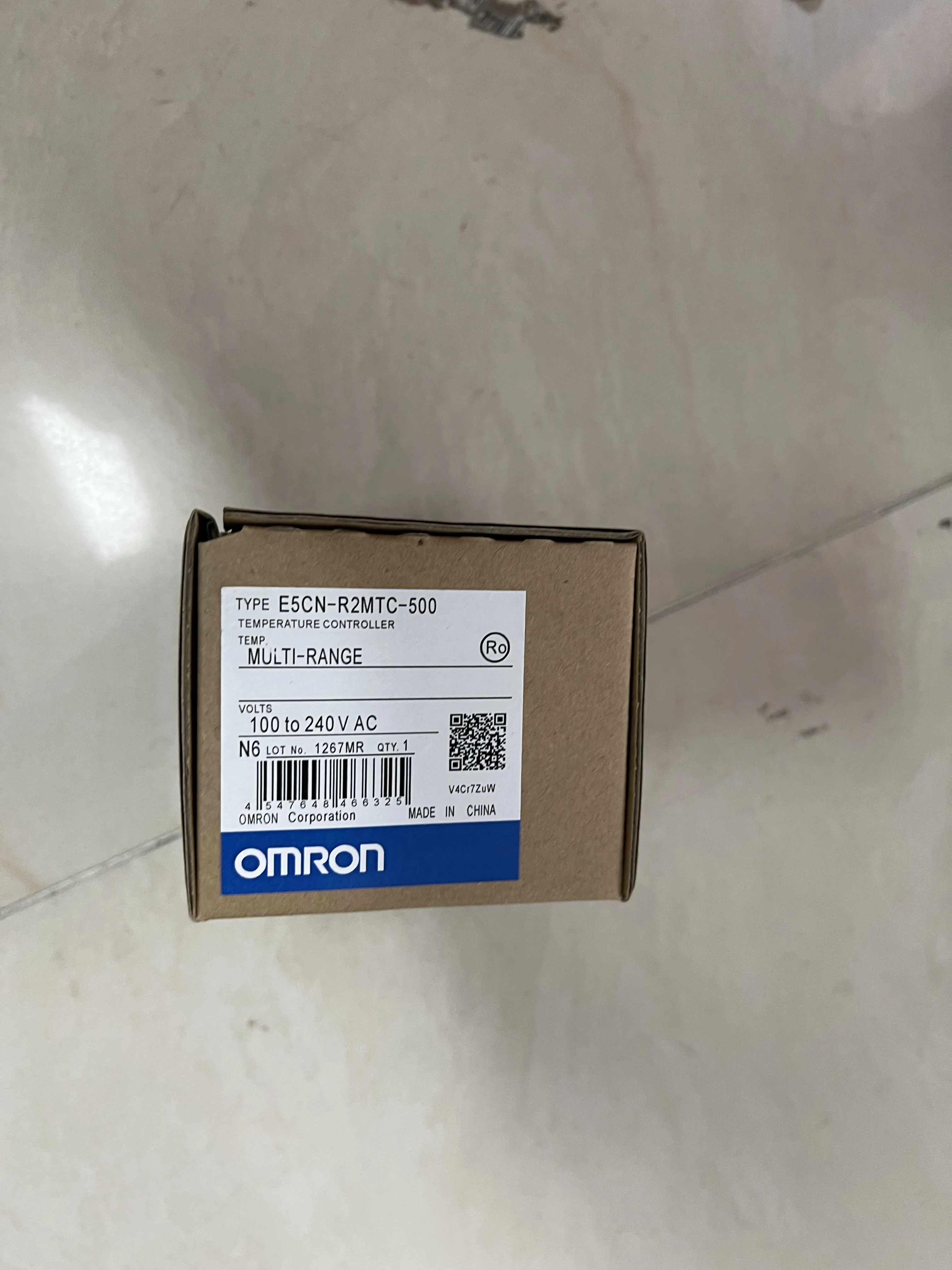 Omron Temperature Controller E5CN-R2MTC-500