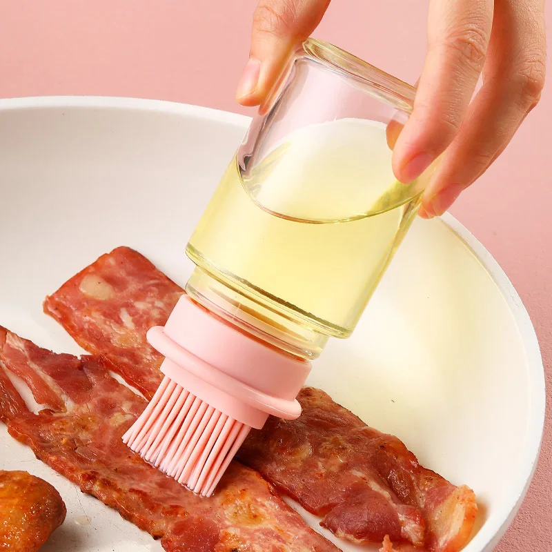2 in 1 Oil Sprayer Kitchen Gadgets Olive Oil Dispenser with Silicone Brush Glass Bottle Baster Brush for BBQ