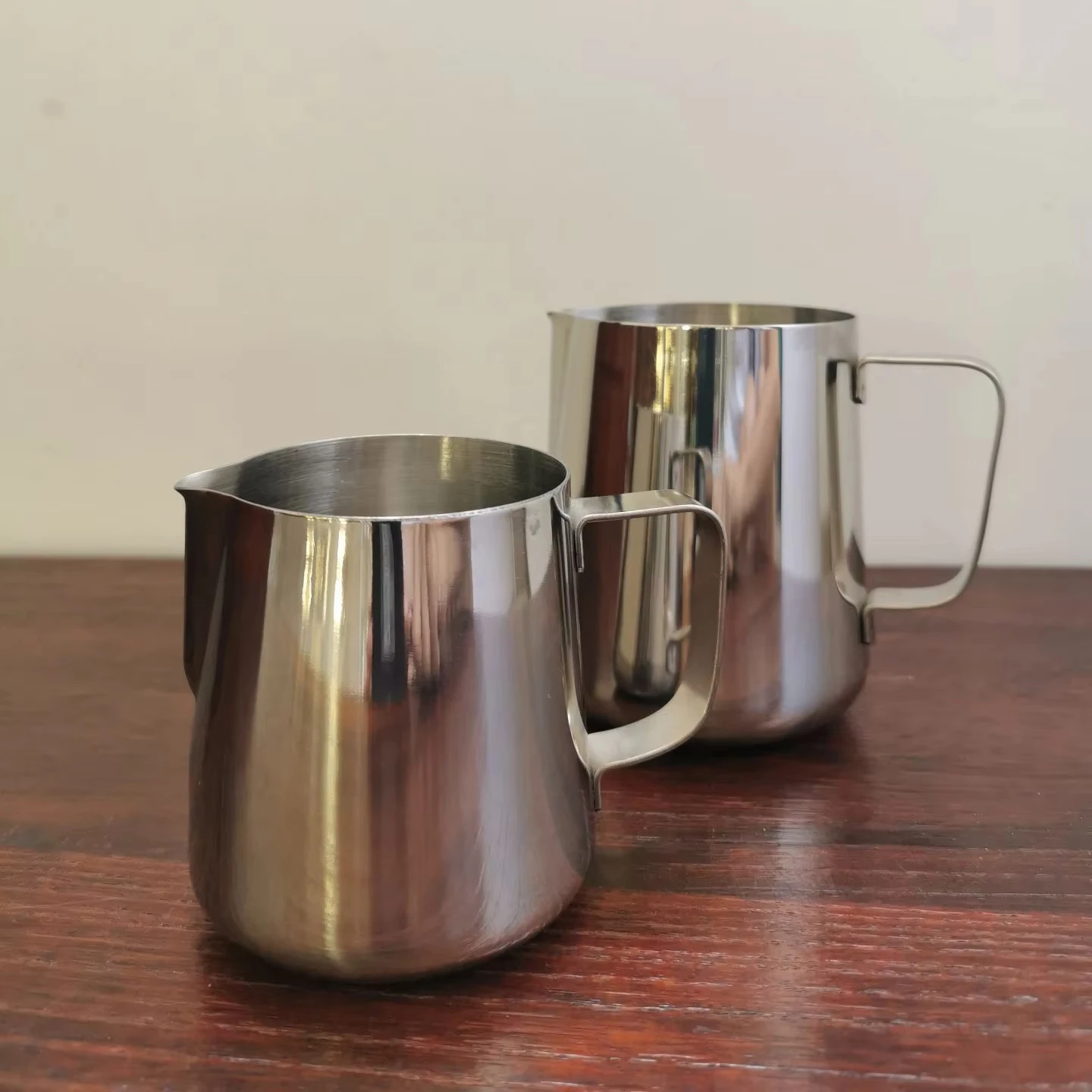 Stainless steel  Milk frothing cup/ jug Latte art frothing cup Frothing Pitcher