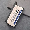 Conjunto de espada de plumas azul