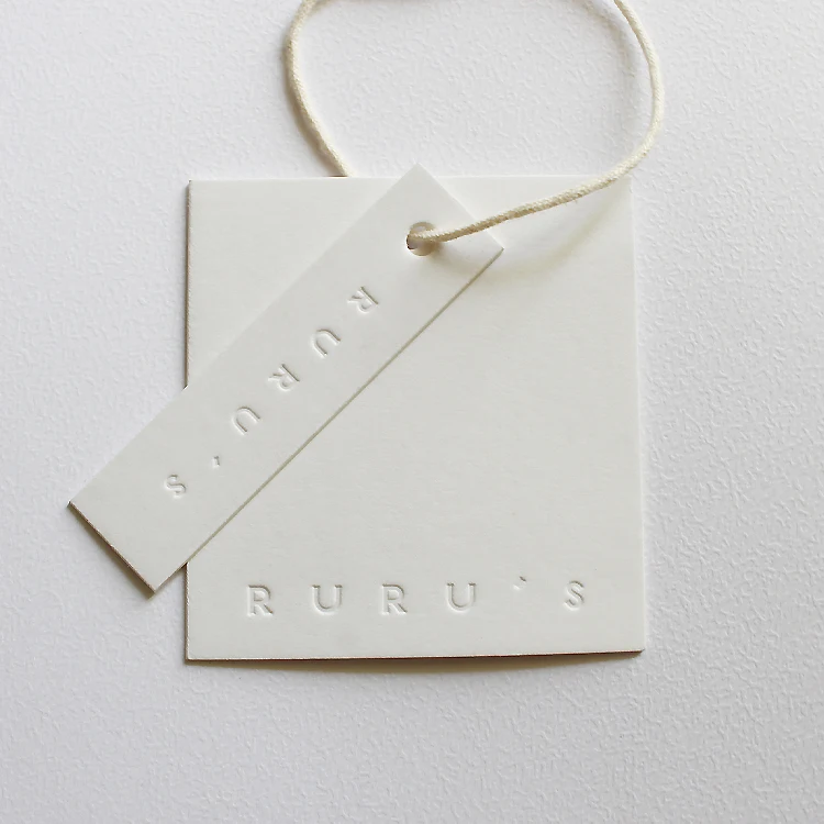 Custom Luxury Design Printing Name Logo Paper Garment Hangtag Labels Clothing Hang Tags Pure White Embossed Hang Tag With String