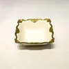Tazón cuadrado blanco de 5 pulgadas.
