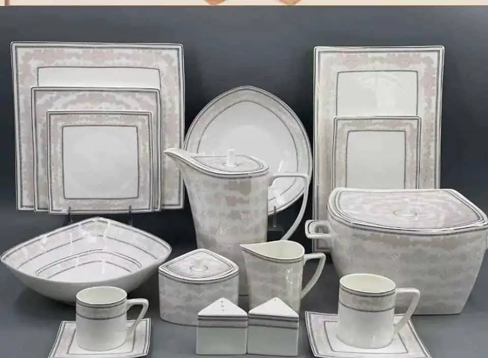 Latest New Full Design125pcs 66pcs Egyptian Dinnerware Luxury Fine