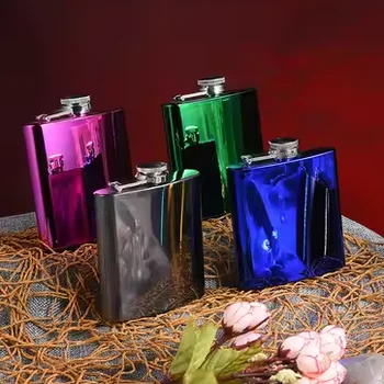 Customized Mini Steel Hip Flask Set 8oz Leak-Proof Leather and Metal with Anodize Surface for Whiskey Alcohol Liquor