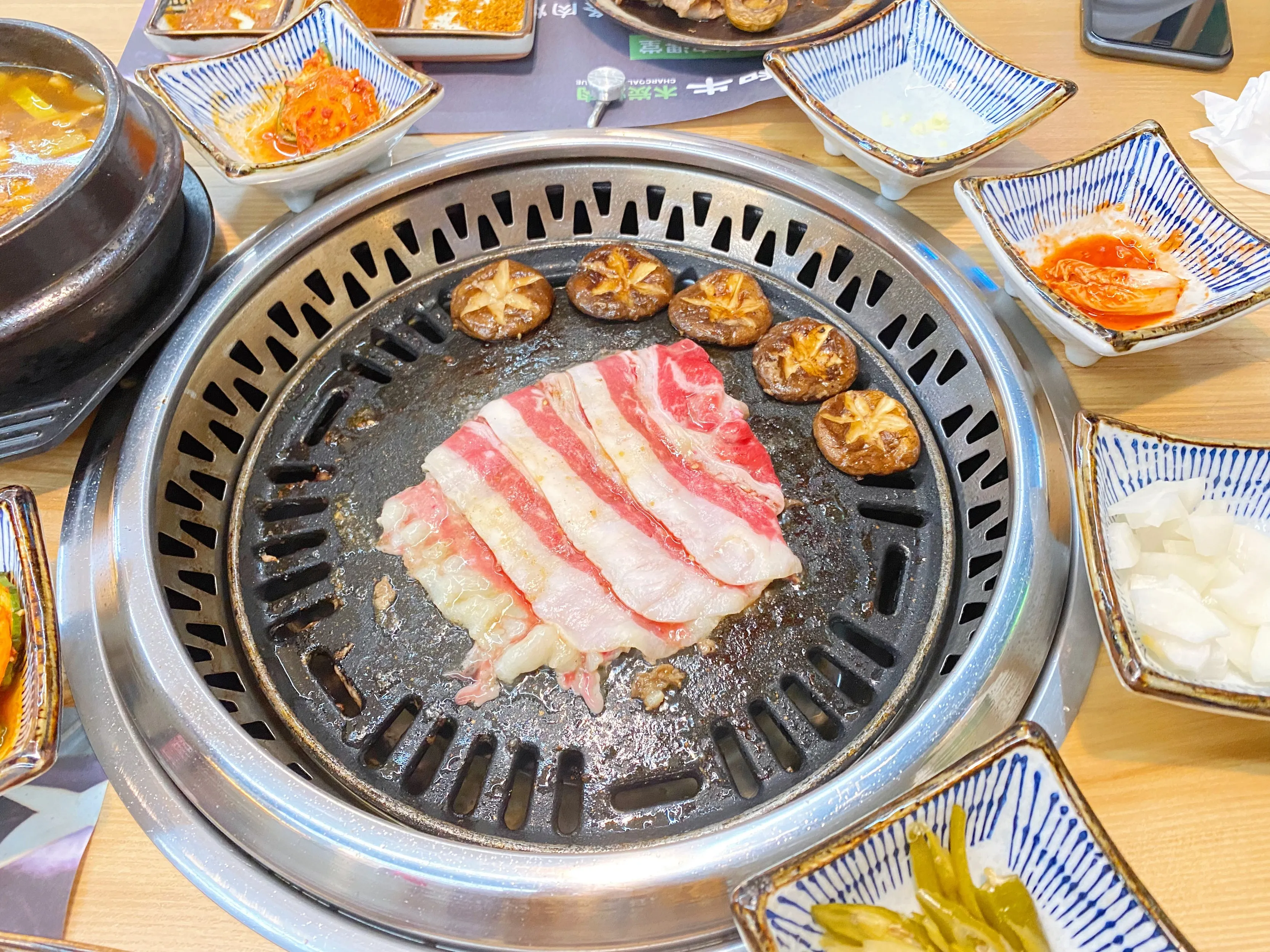 Durable Electric Korean BBQ Grill Table for Restaurants, 5-People