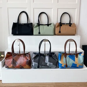 Women's Lightweight Pu Leather Handbag  New Fashion Printed Top Handle Messenger Bags for Daily Use  Block Design Low Custom