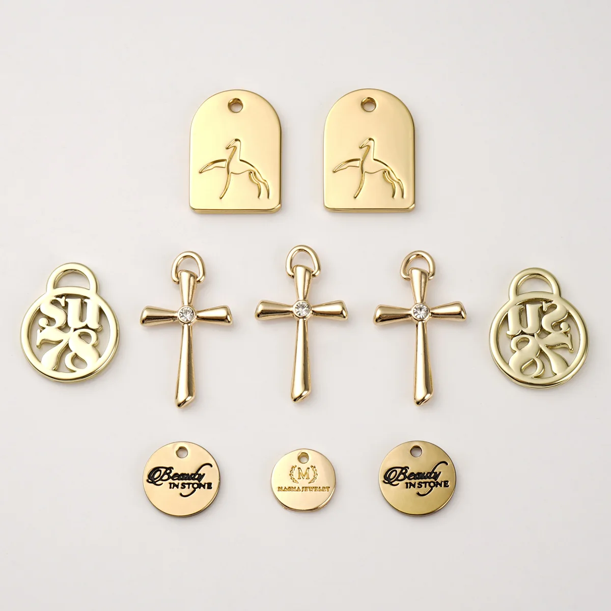 Custom Metal Logo Tags Gold Plated Zamak Charms Jewelry